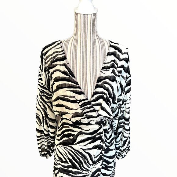 ZARA | Zebra | ANIMAL PRINT MINI DRESS - Picture 9 of 11